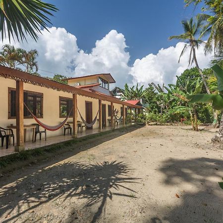 Yucca Beachfront Hotel Puerto Viejo de Talamanca Exterior foto